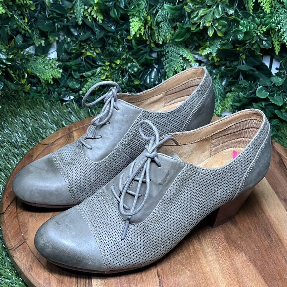 COMFORTIVA Bootie Women 10 Olive Green Angelique Lace Up Leather Heels 1979 - Picture 6 of 11